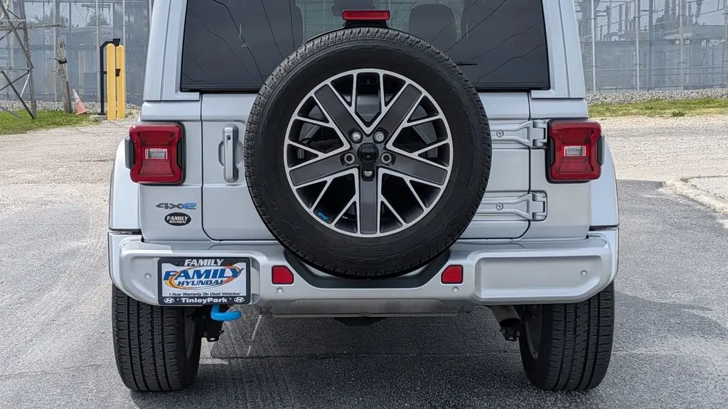 2023 Jeep Wrangler Sahara 4xe