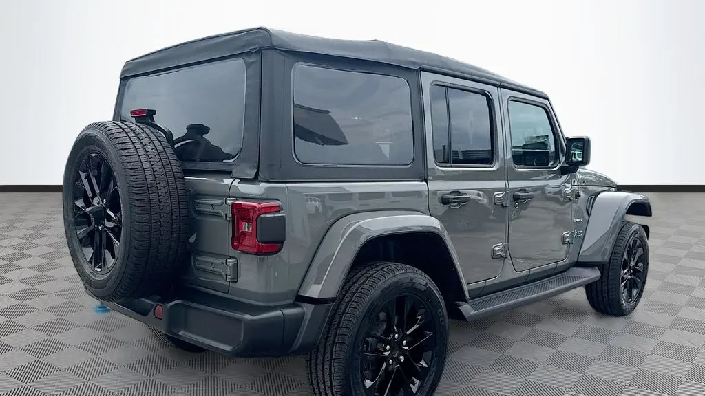 2023 Jeep Wrangler Sahara 4xe
