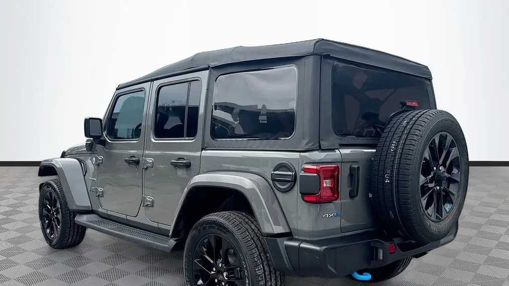 2023 Jeep Wrangler Sahara 4xe