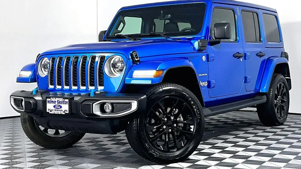 2023 Jeep Wrangler Sahara 4xe