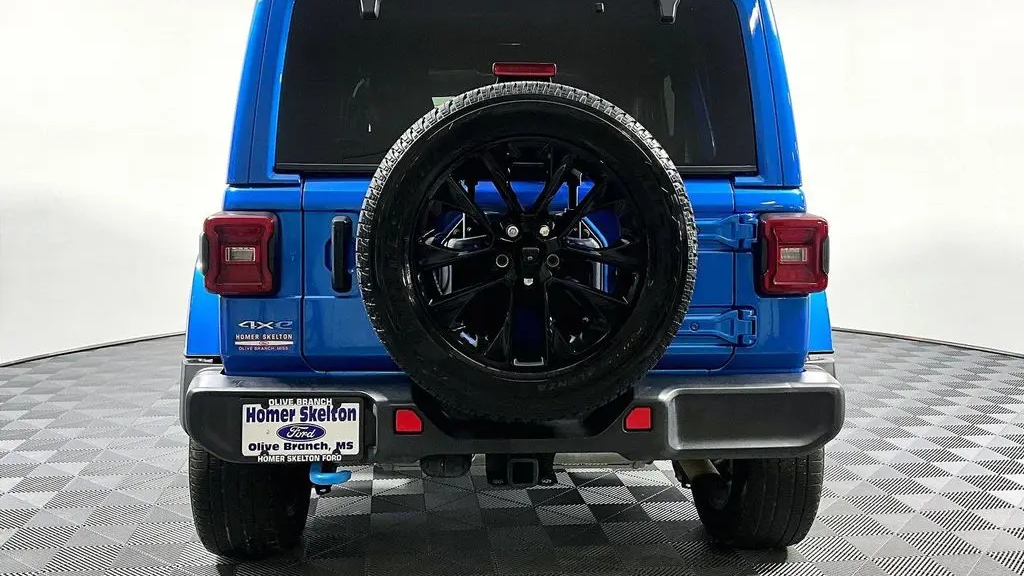 2023 Jeep Wrangler Sahara 4xe