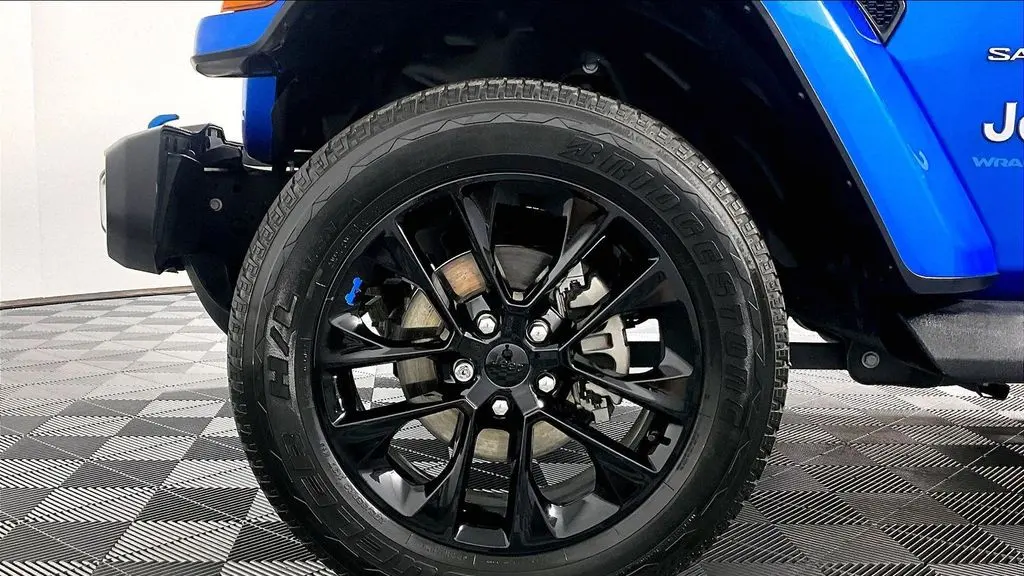 2023 Jeep Wrangler Sahara 4xe