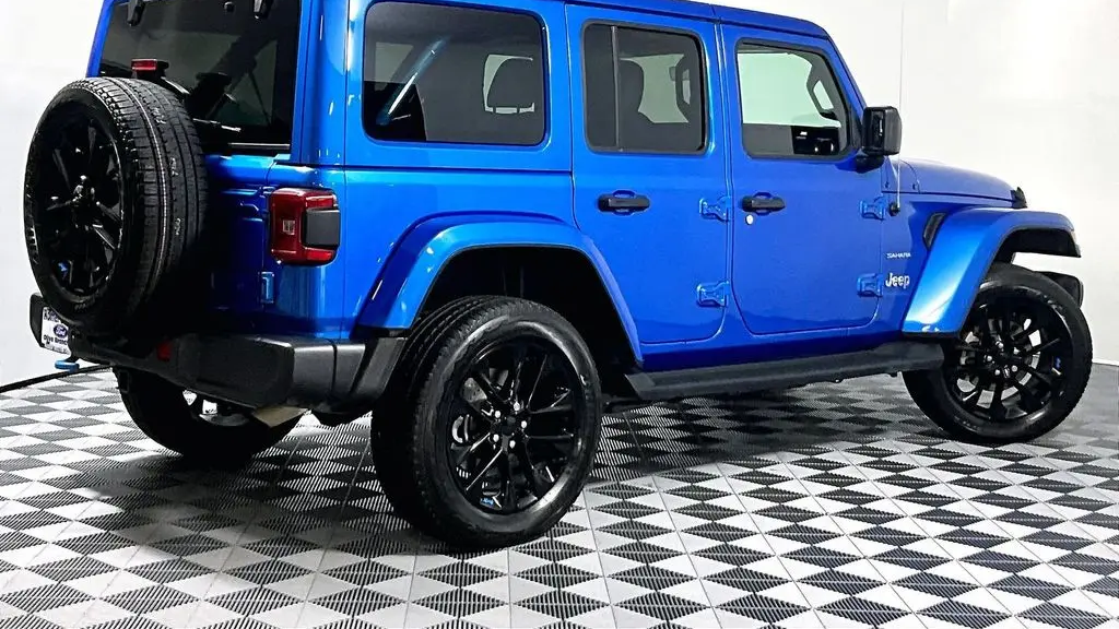2023 Jeep Wrangler Sahara 4xe