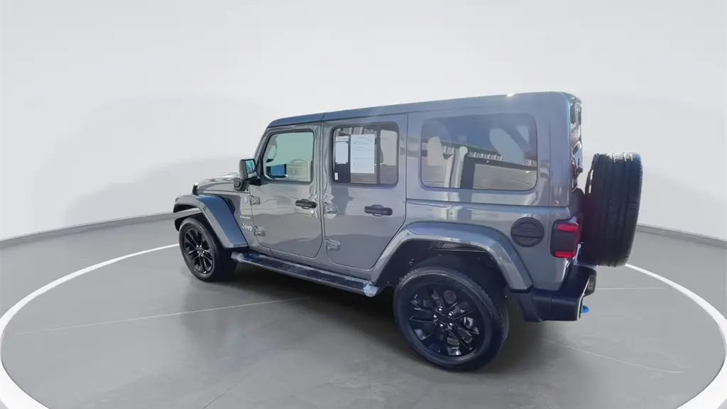 2023 Jeep Wrangler Sahara 4xe