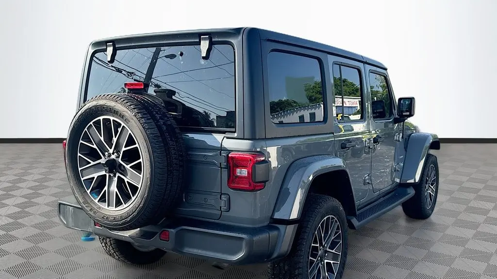 2023 Jeep Wrangler Sahara 4xe