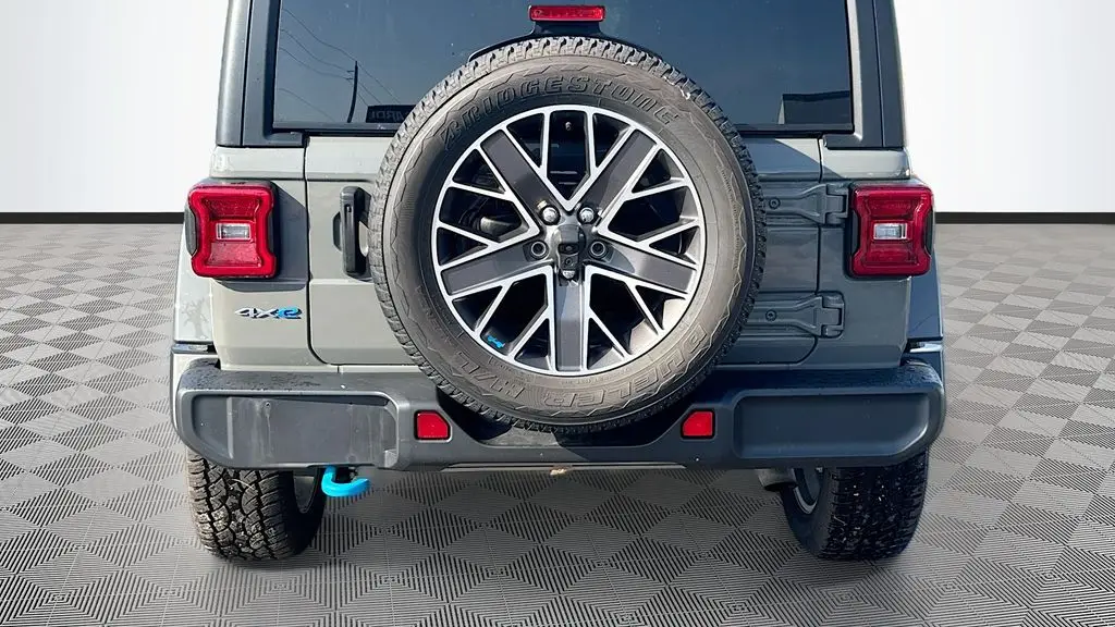 2023 Jeep Wrangler Sahara 4xe