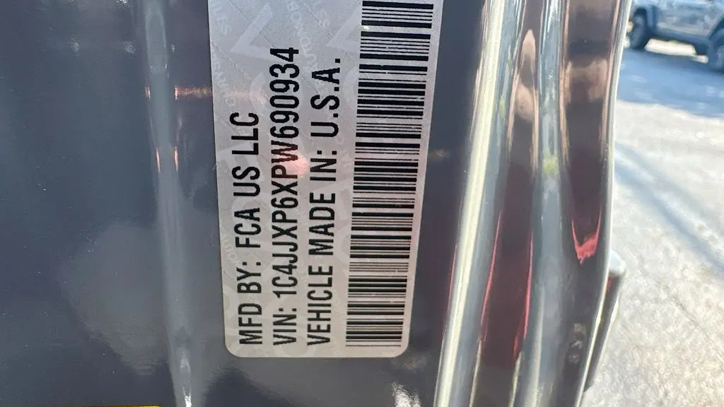 2023 Jeep Wrangler Sahara 4xe