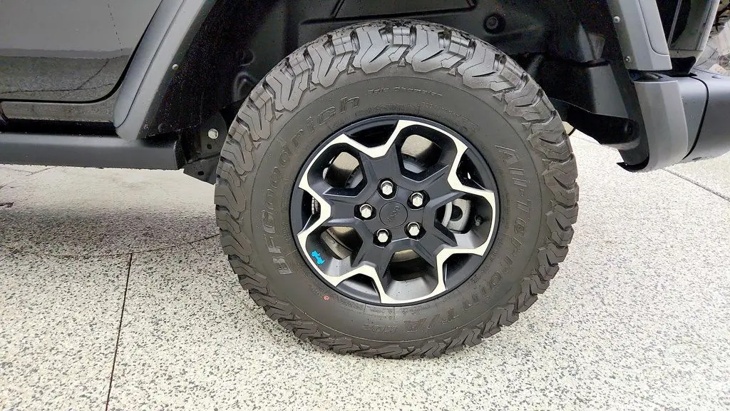 2023 Jeep Wrangler - $24,795