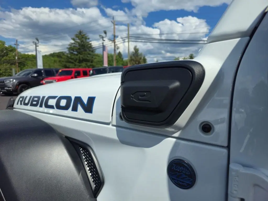2021 Jeep Wrangler - $25,795