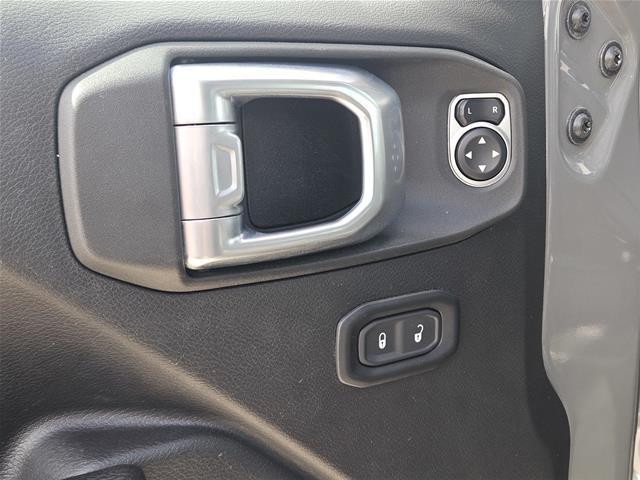 2023 Jeep Wrangler - $29,040