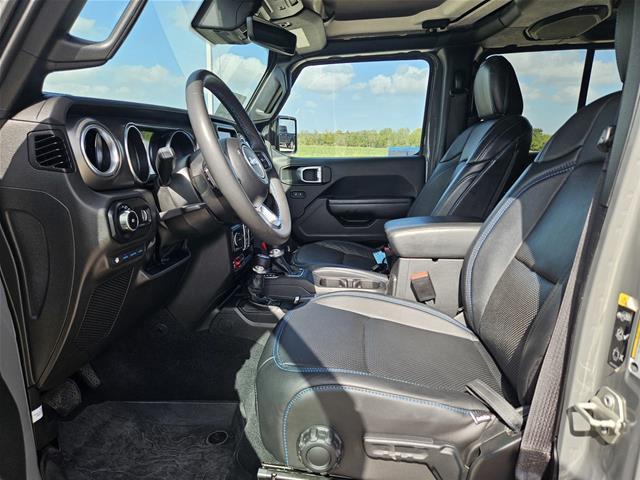 2023 Jeep Wrangler - $29,040