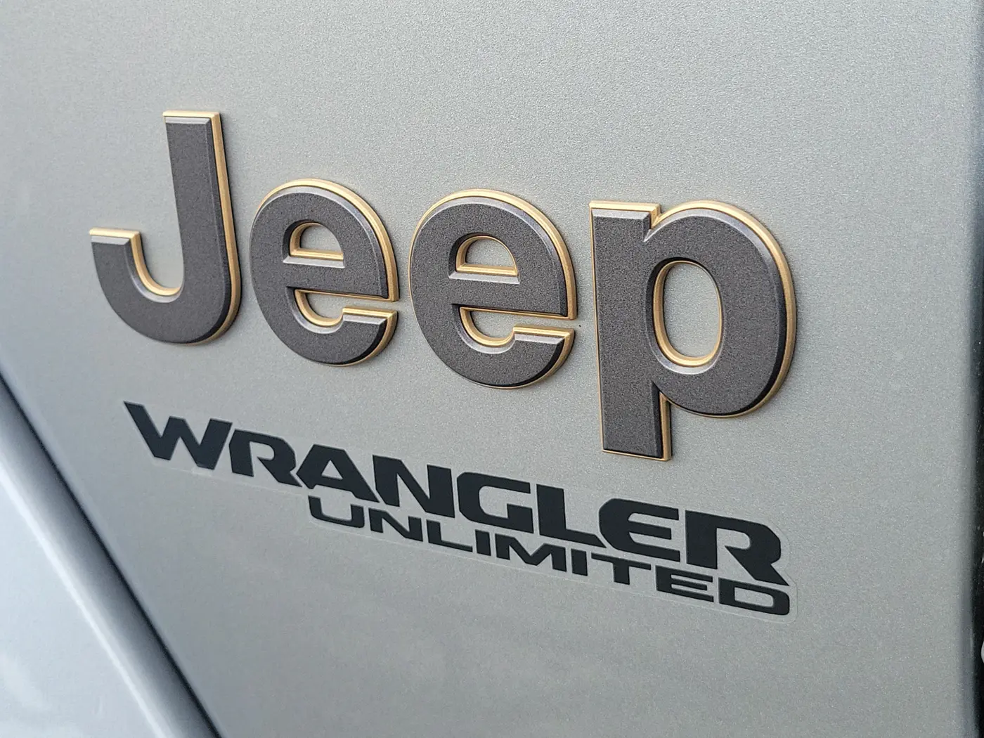 2021 Jeep Wrangler - $48,270