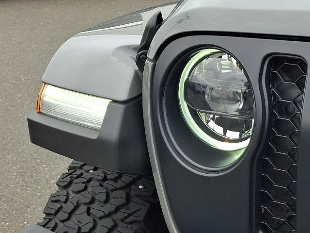 2023 Jeep Wrangler - $68,599