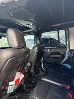 2023 Wrangler Thumbnail 17