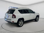 2015 Compass Thumbnail 5
