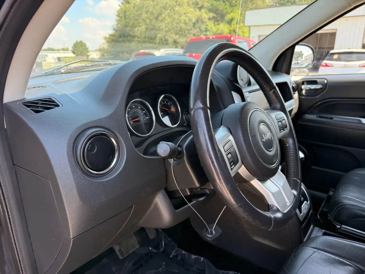 2016 Jeep Compass - $7,950