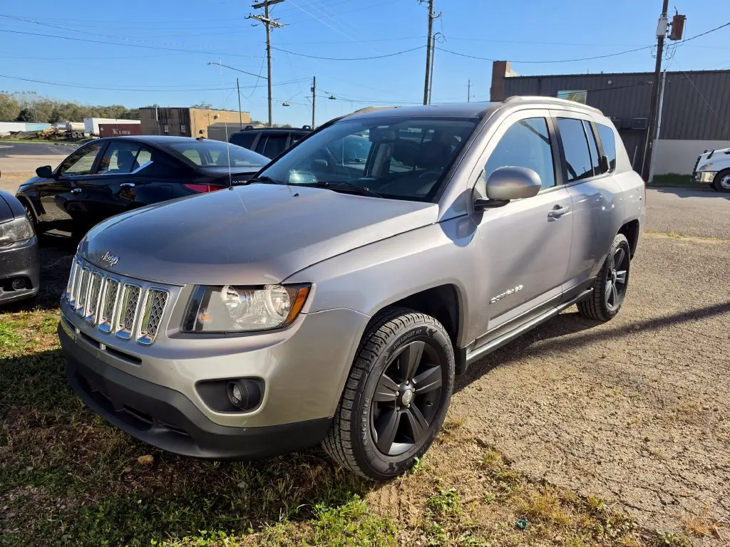 2016 Jeep Compass - $2,994