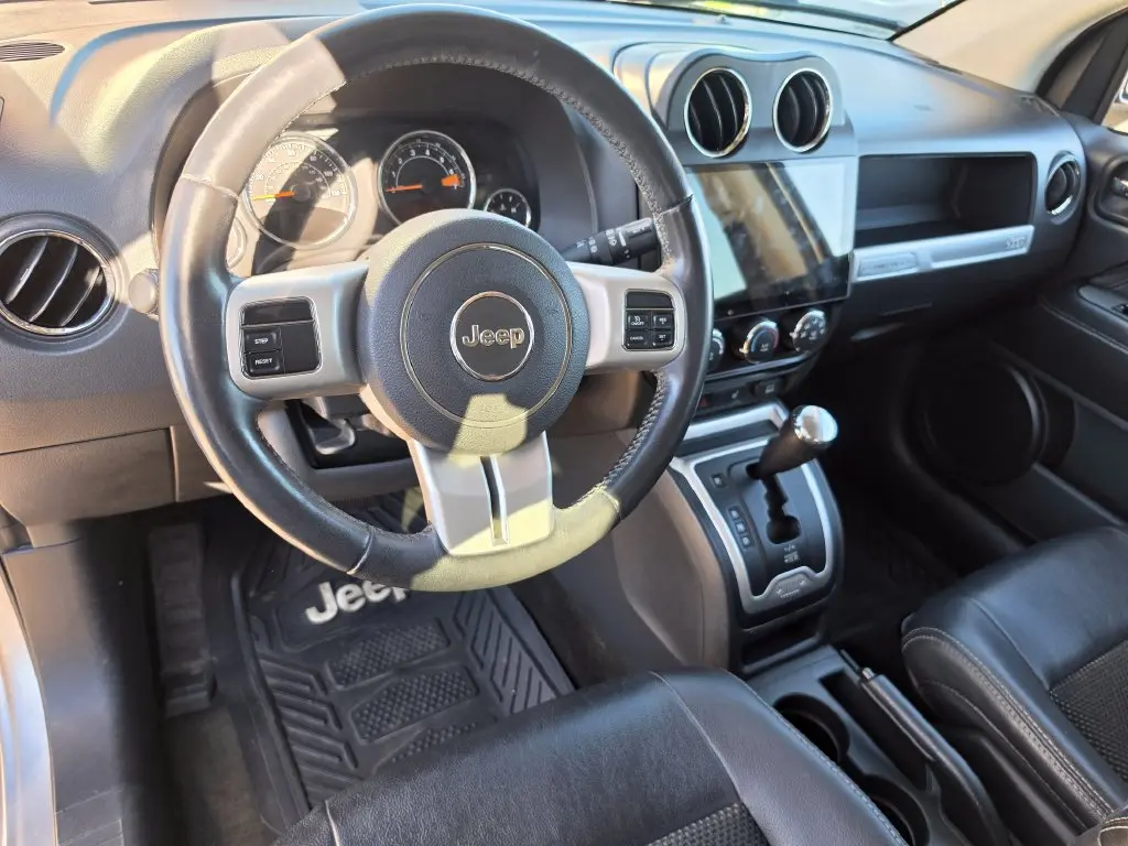 2016 Jeep Compass - $2,994