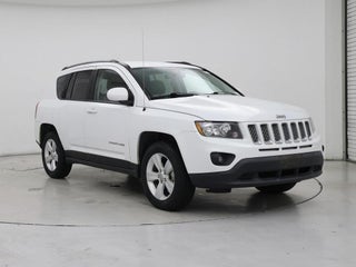 2016 Jeep Compass with Bright White Clearcoat Exterior