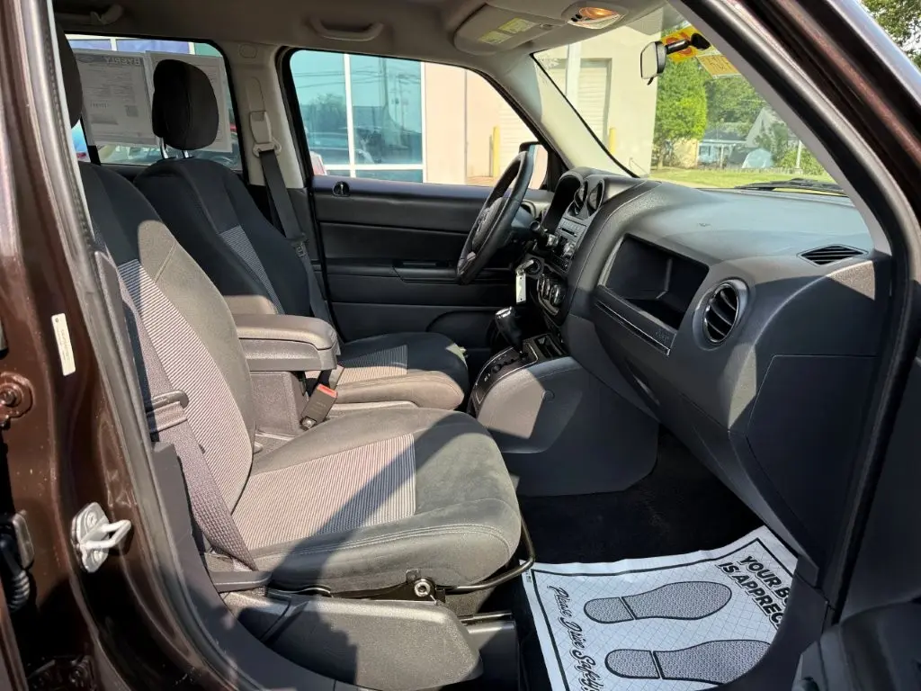 2014 Jeep Patriot - $9,696