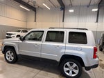 2012 Patriot Thumbnail 19