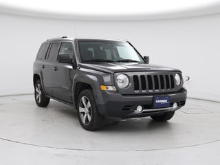 2016 Jeep Patriot with Granite Crystal Metallic Clearcoat Exterior