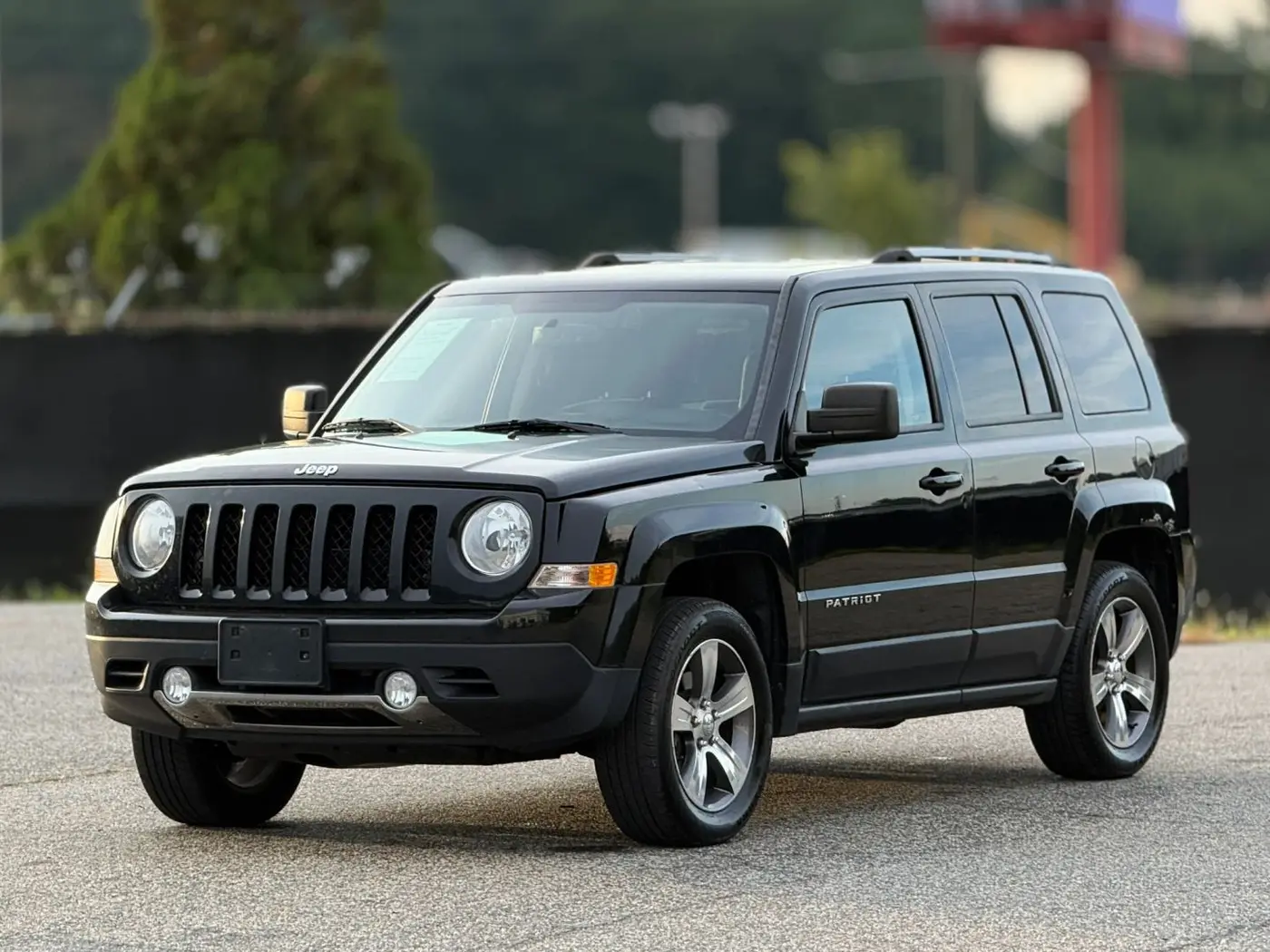 2017 Jeep Patriot - $9,950