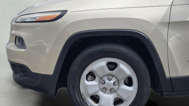 2014 Jeep Cherokee Sport