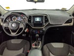 2016 Cherokee Thumbnail 6
