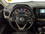 2016 Cherokee Thumbnail 9