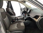 2016 Cherokee Thumbnail 19