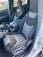 2017 Cherokee Thumbnail 7