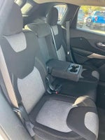 2017 Cherokee Thumbnail 9