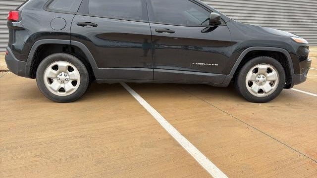 2016 Jeep Cherokee Sport Altitude