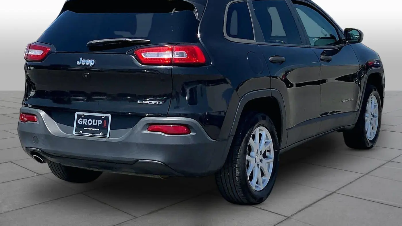 2016 Jeep Cherokee Sport Altitude