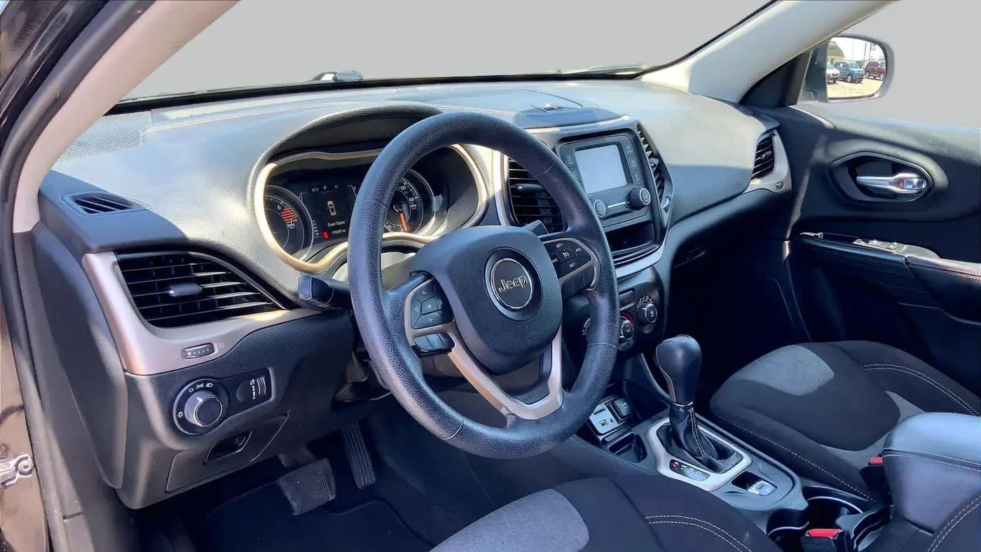 2016 Jeep Cherokee Sport Altitude