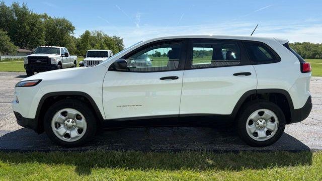 2017 Jeep Cherokee Sport