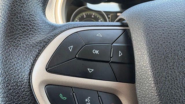 2017 Jeep Cherokee Sport
