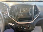 2017 Cherokee Thumbnail 14