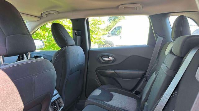 2014 Jeep Cherokee Sport