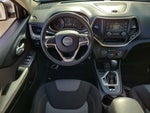 2016 Cherokee Thumbnail 14