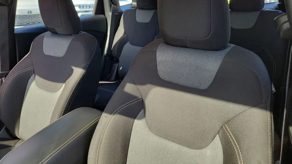 2016 Jeep Cherokee Sport Altitude