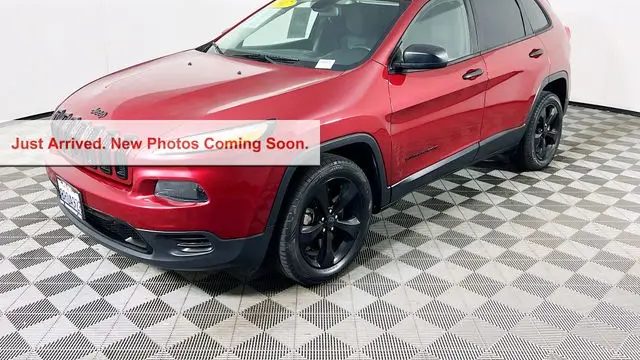 2017 Jeep Cherokee Sport