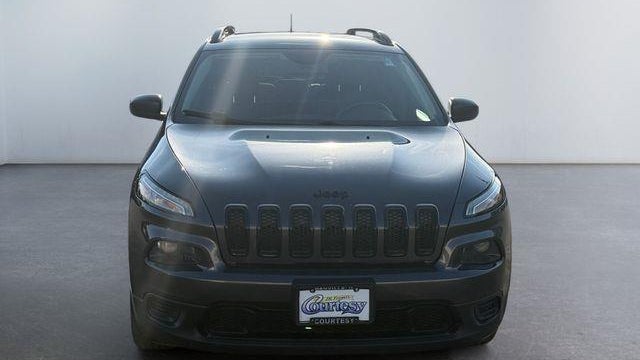 2017 Jeep Cherokee Sport