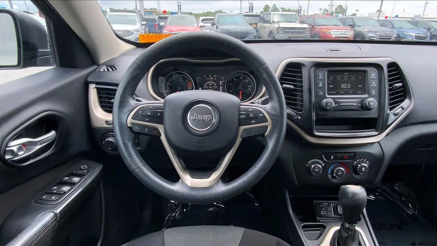 2016 Jeep Cherokee Sport Altitude