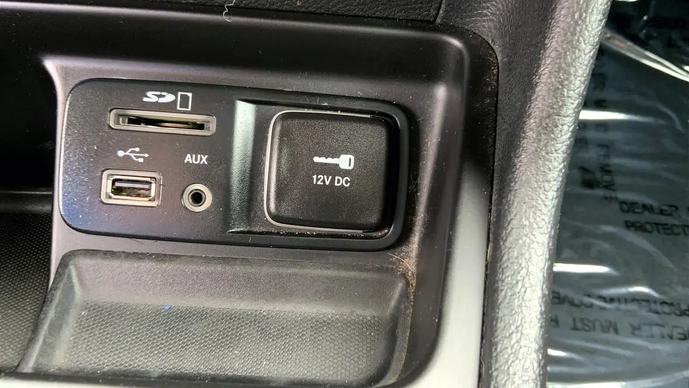 2016 Jeep Cherokee Sport Altitude