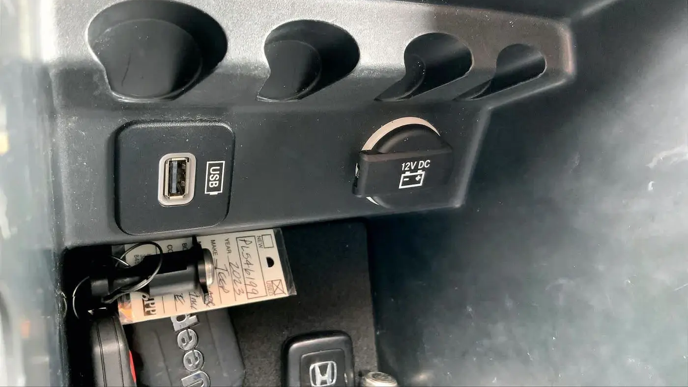 2016 Jeep Cherokee Sport Altitude