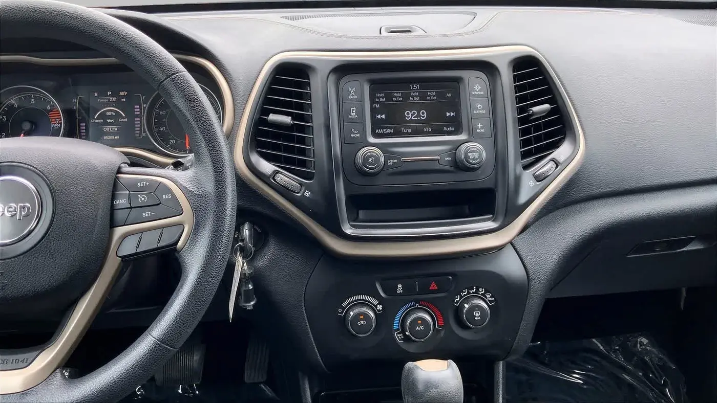 2016 Jeep Cherokee Sport Altitude