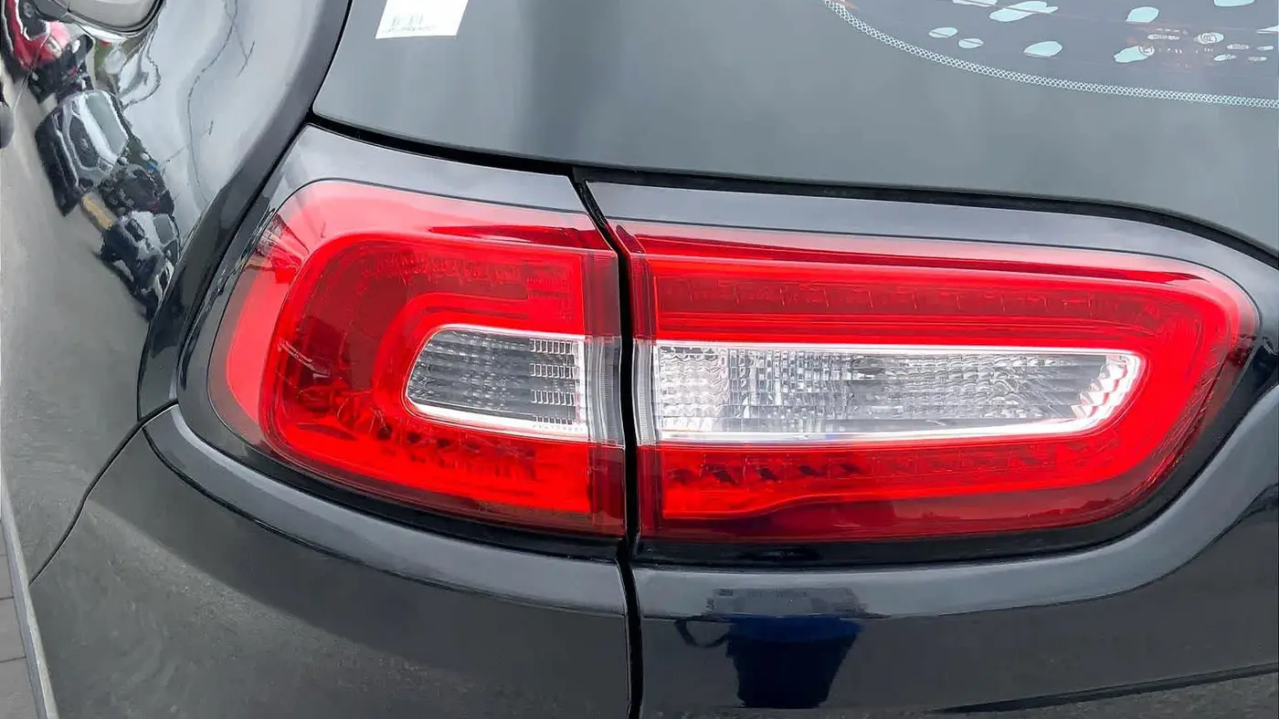 2016 Jeep Cherokee Sport Altitude