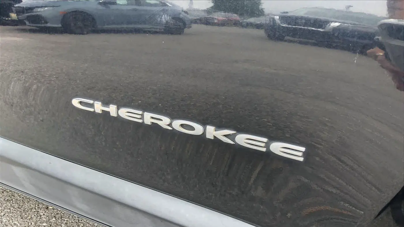 2016 Jeep Cherokee Sport Altitude